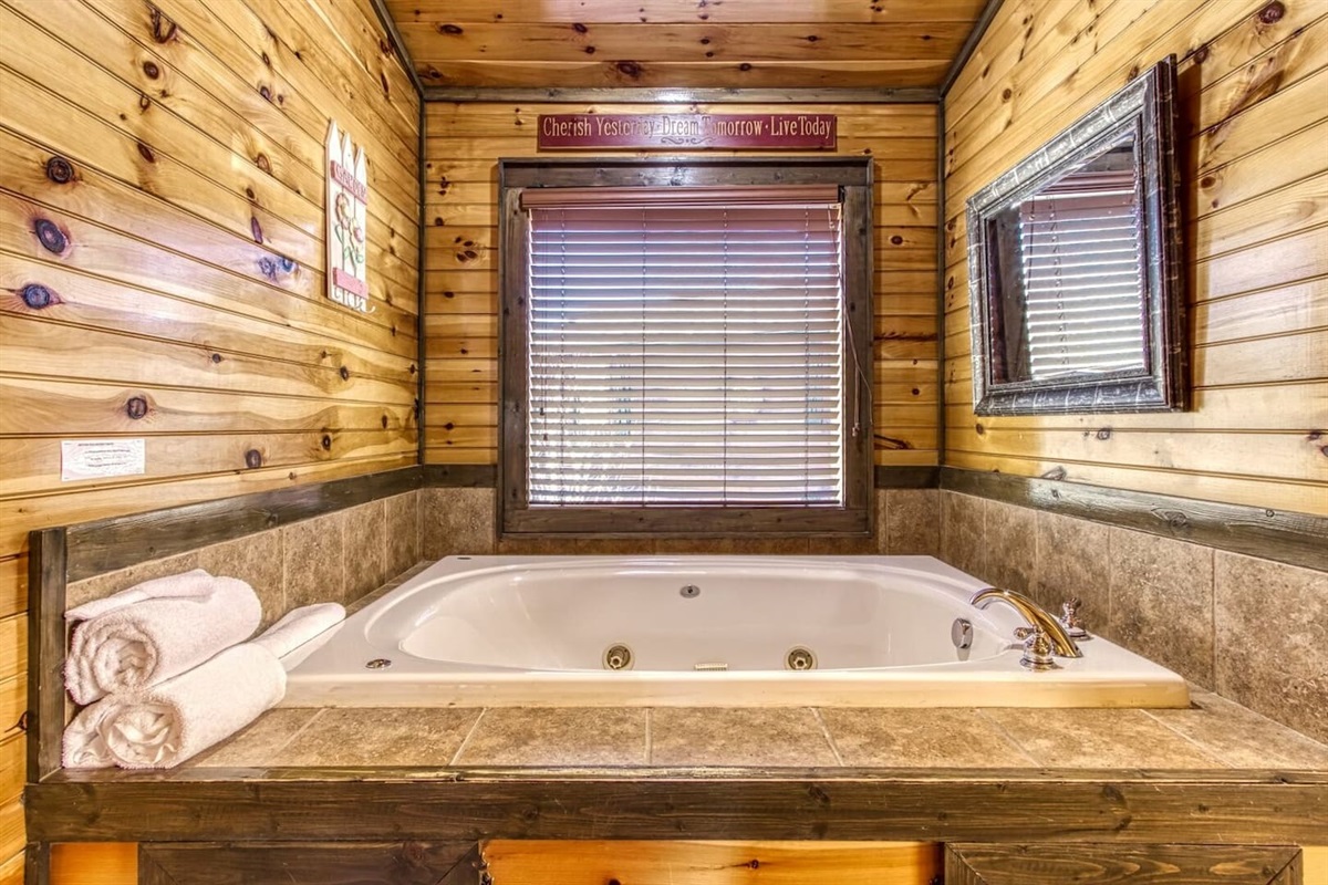 Top level private jacuzzi
