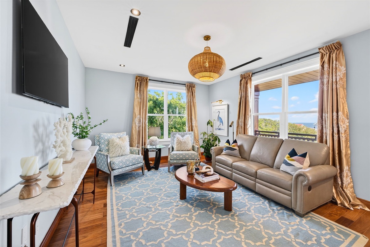 Living Room 2 | Rosewood Retreat | 2605 Palm Blvd, Isle of Palms, SC | IOP Escapes