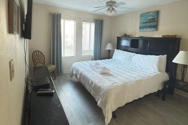 Bedroom with garden window
