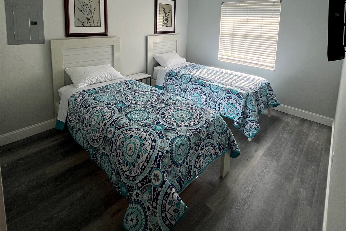 Twin Bedroom