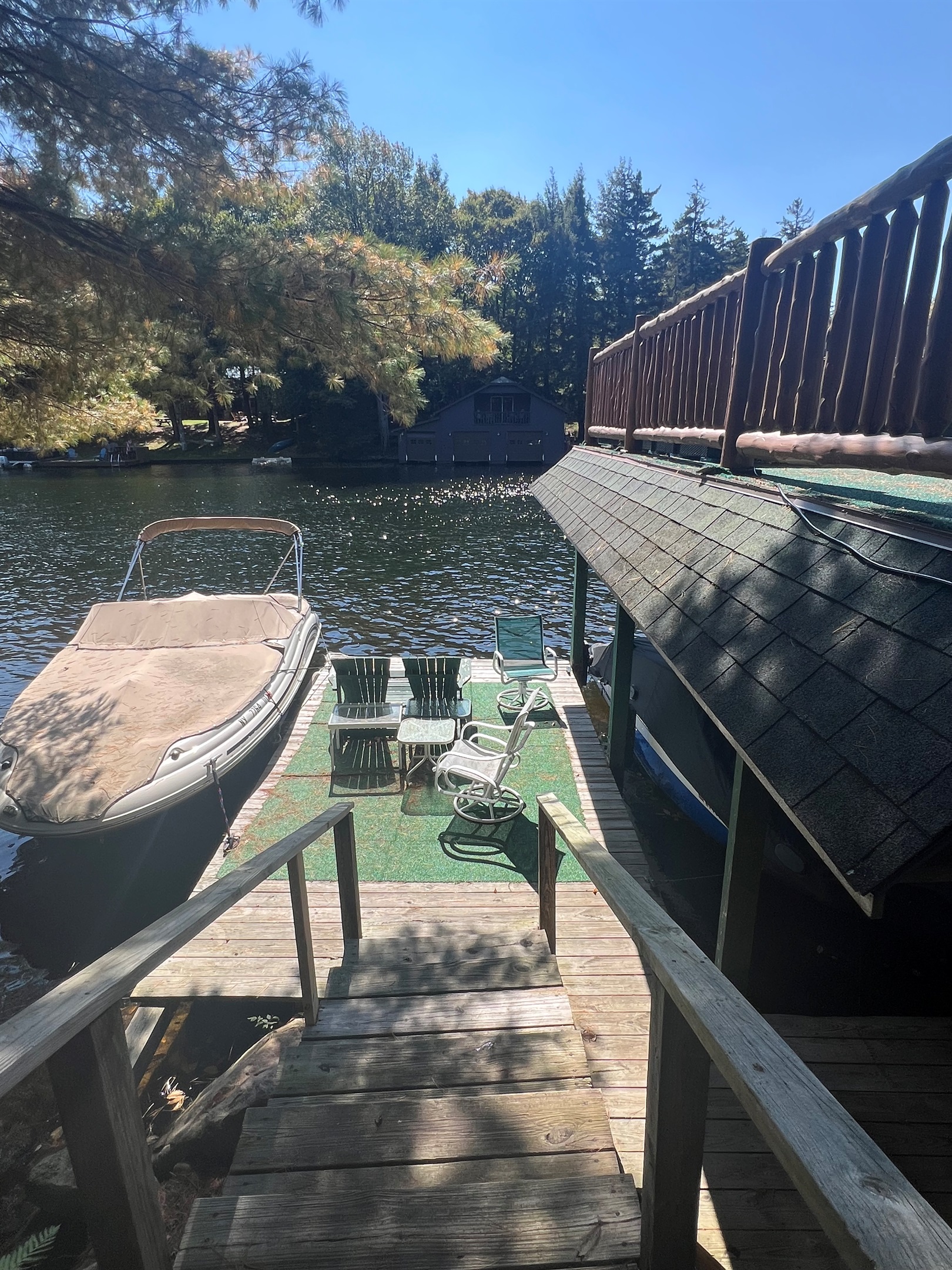 1 Dock space