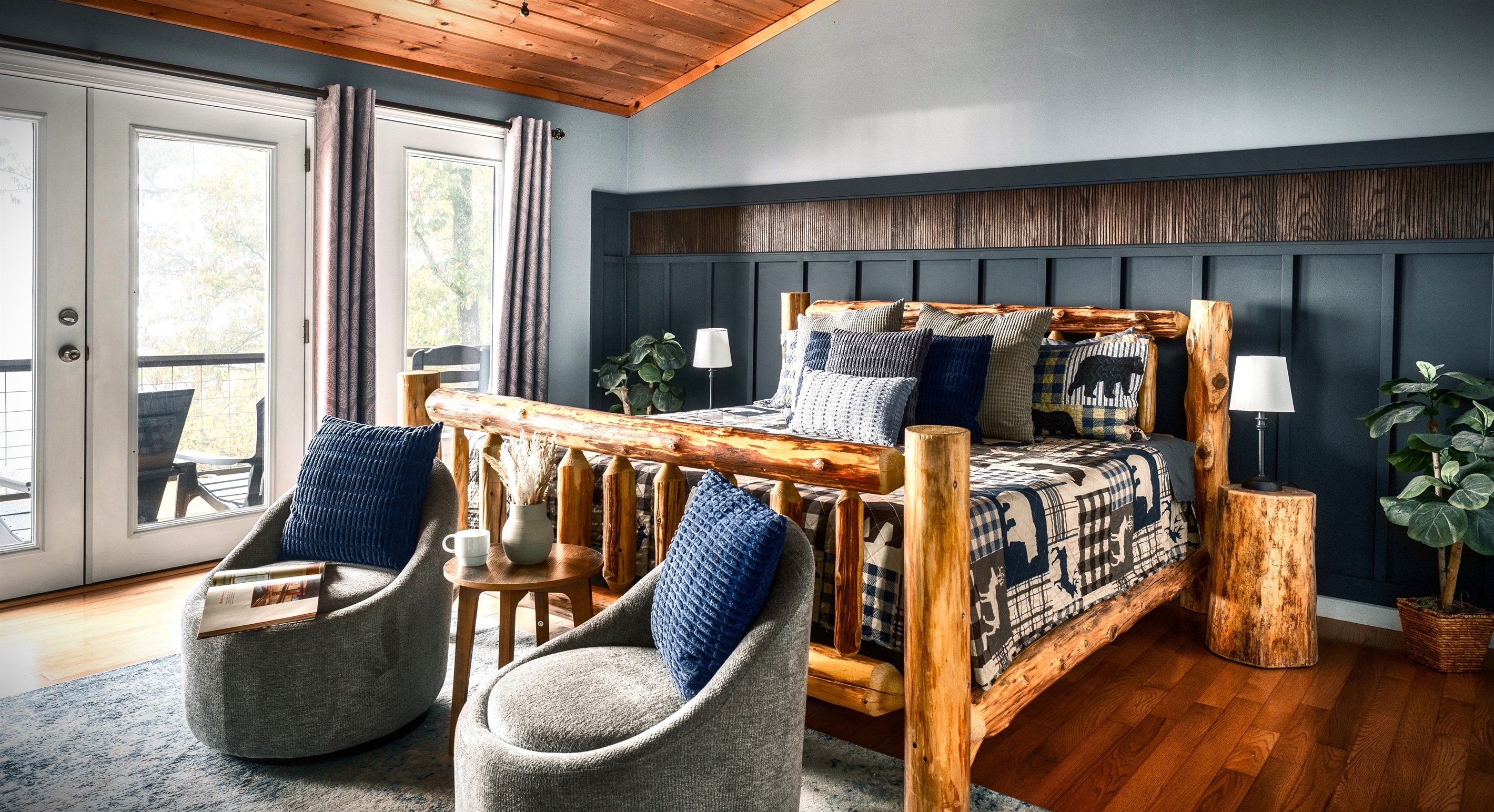 Access to the deck directly from the Master Bed on the main floor that overlooks the AMAZING mountain view.