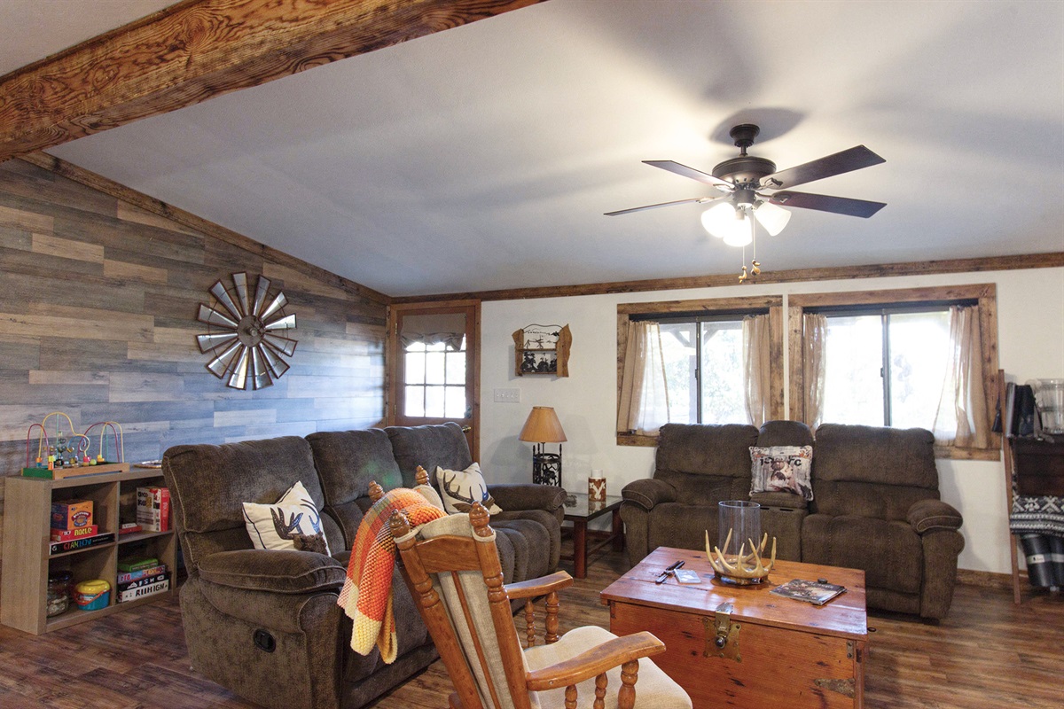 Comfortable living space wtih games and toys for kids