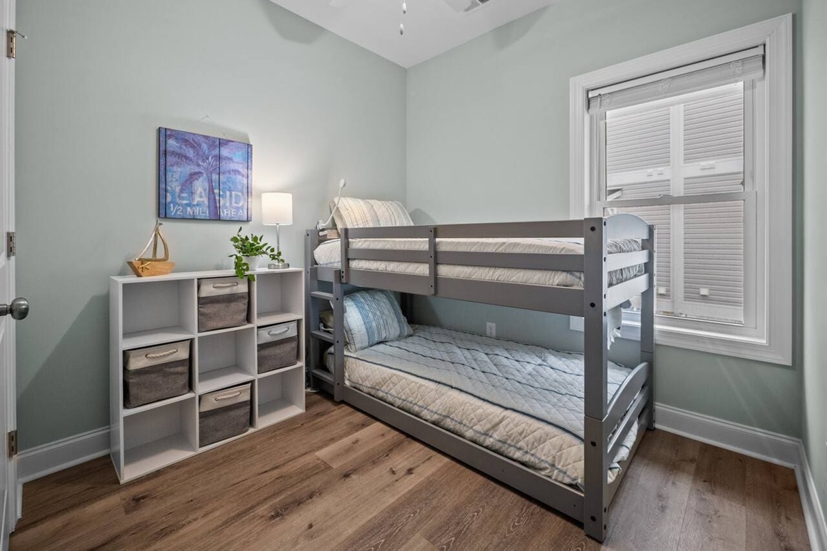 Twin Bedroom on first floor