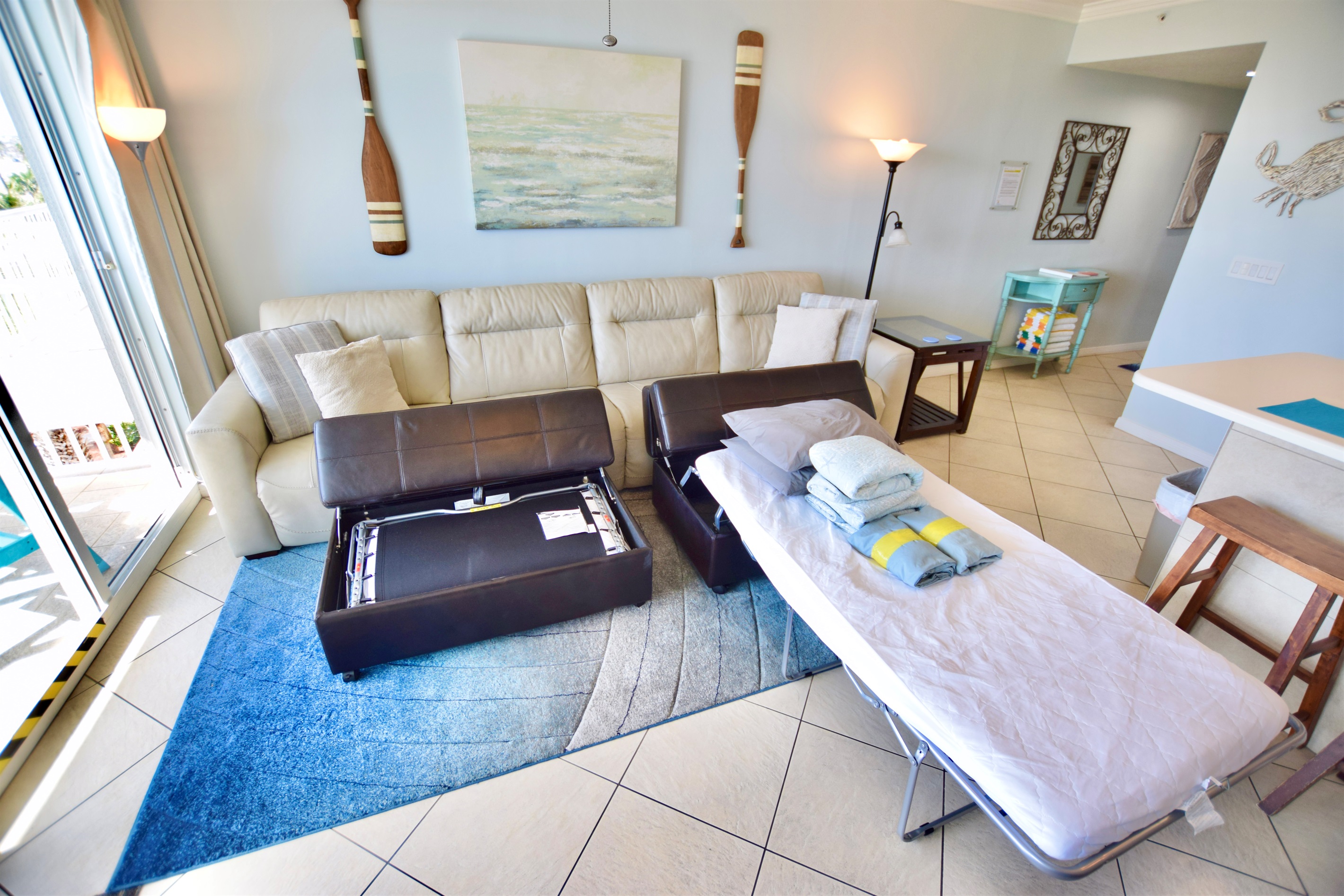 Destin West Gulfside #411: Sleeper Ottomans