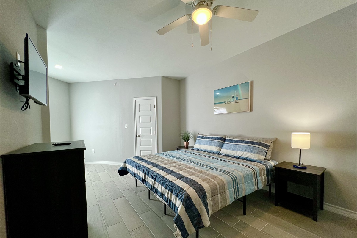 Primary Bedroom with King Bed and RokuTV