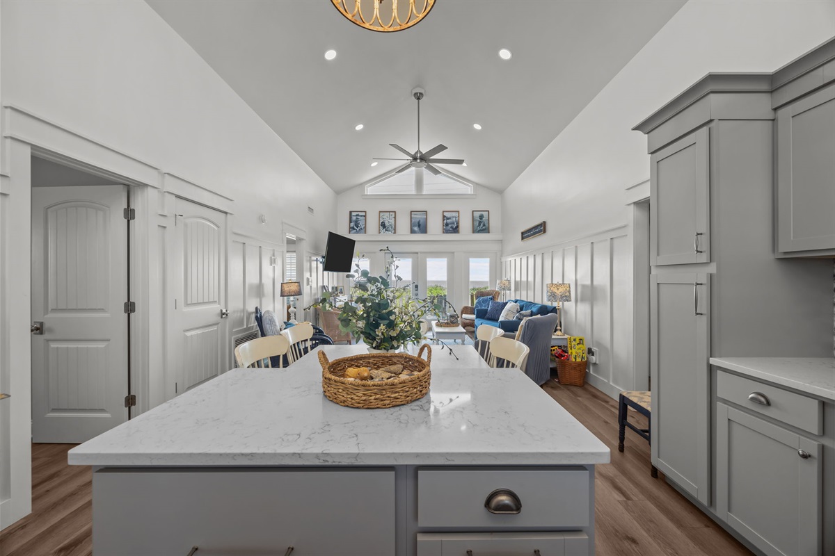 Enjoy a seamless flow from lounging to dining to entertaining