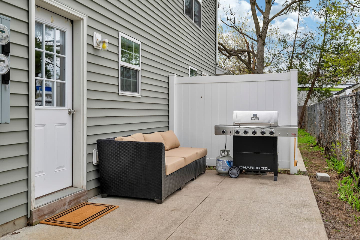 Private Patio & Grill