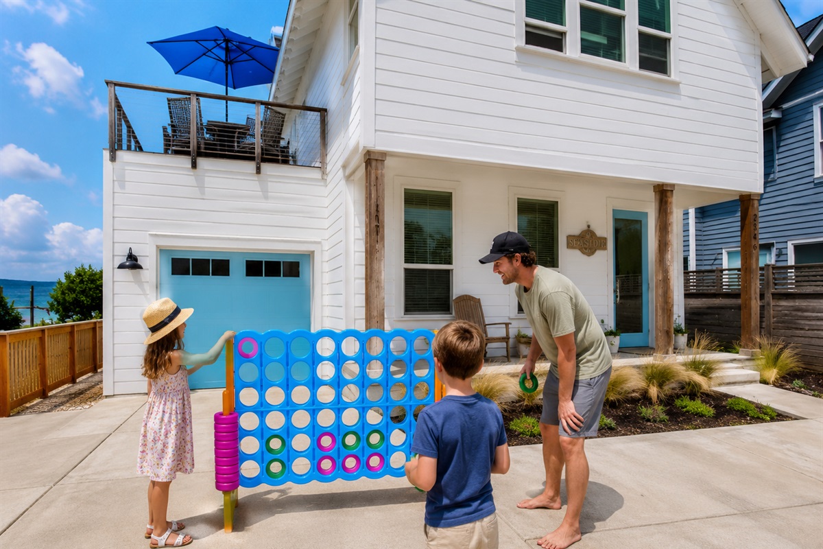 Family-friendly outdoor games right at the home. 