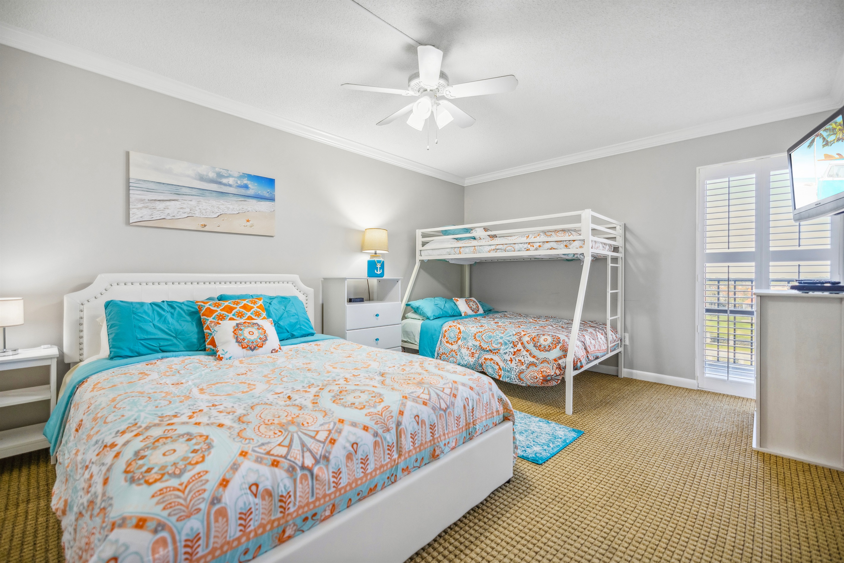 Guest bedroom