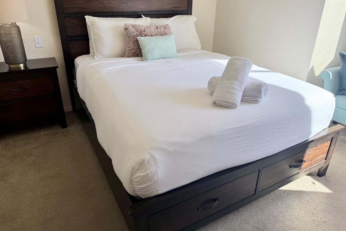 Queen Bedroom