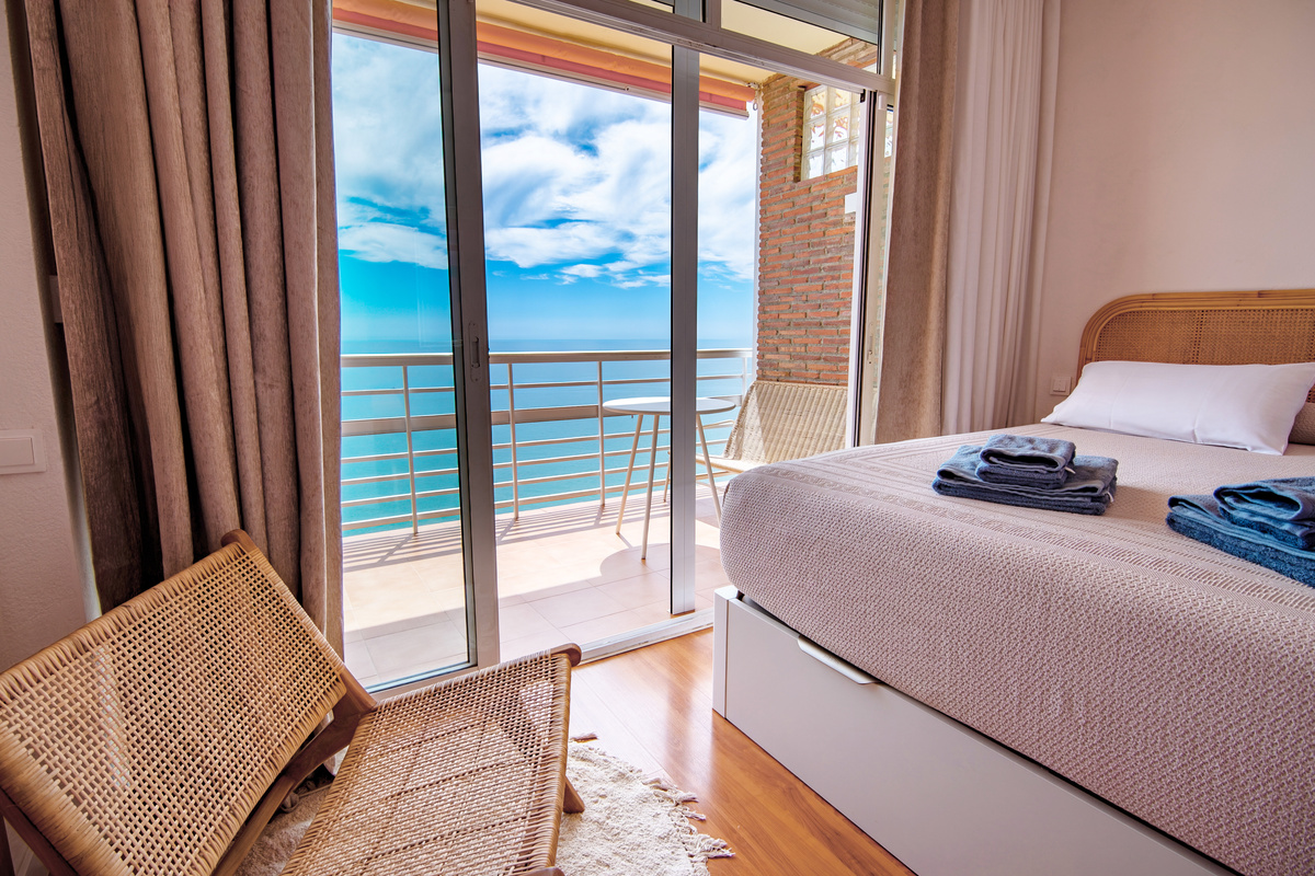 Second bedroom with direct sea views from the bed