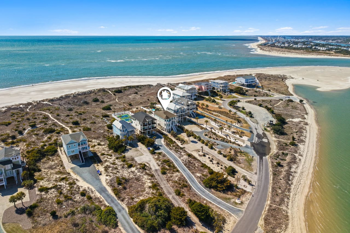 Perfectly Situated Between the Ocean & the Sound.