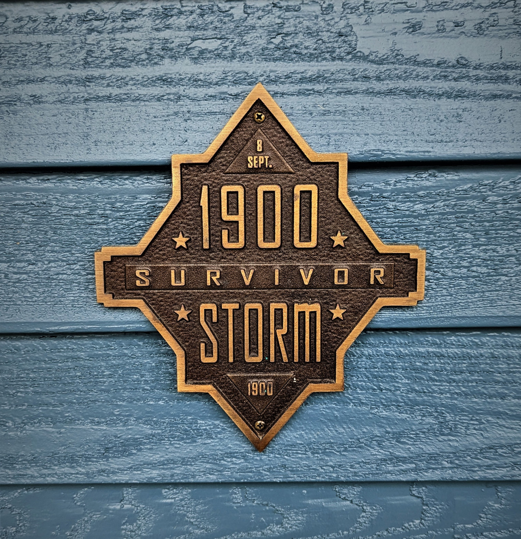 1900 Storm Survivor plaque