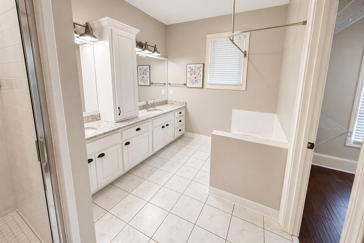 Sparkly clean Master Bathroom