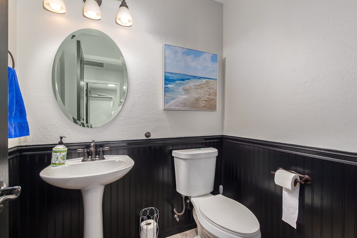 Half Bath downstairs