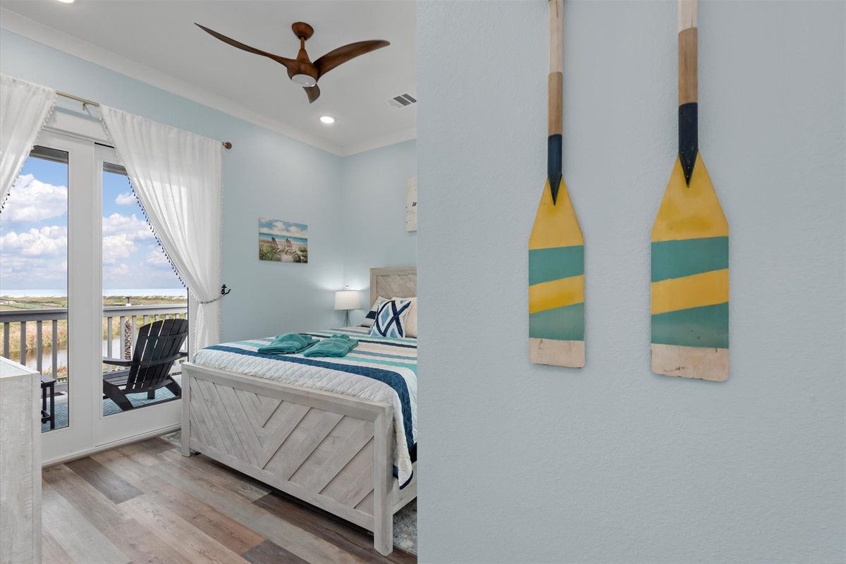 4346536838bb470f9928d9ead443dfcb Large | Beachhouse | Texas | TX | Vacation Homes | Galveston | Crystal Beach | Kokomo | Breezy Days | Beachfront Elegance | Sunrise Serenity | Southern Sands Property Management, LLC
