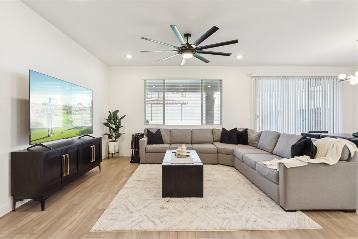 Running Deer Getaway | 3 Bed + Office • 2 Bath — Running Deer Getaway | 3 Bed + Office • 2 Bath, Surprise, Arizona — photo 9