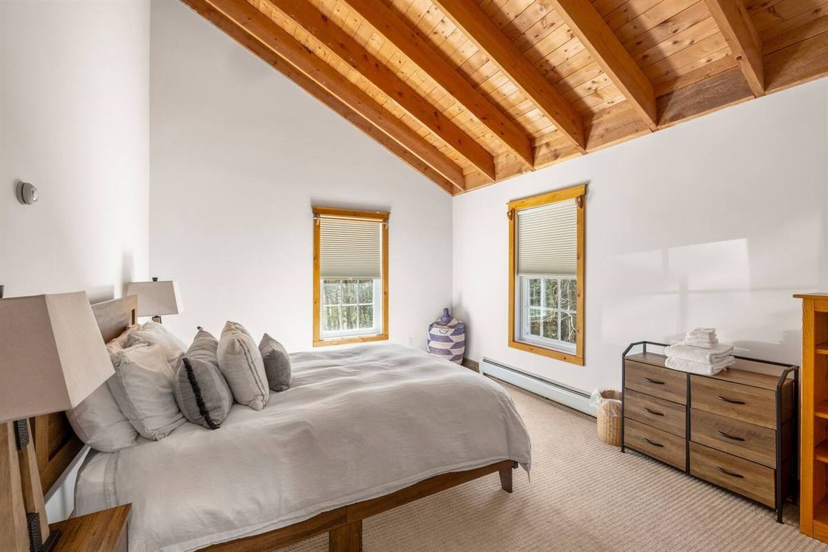 High ceilinged bedroom #3