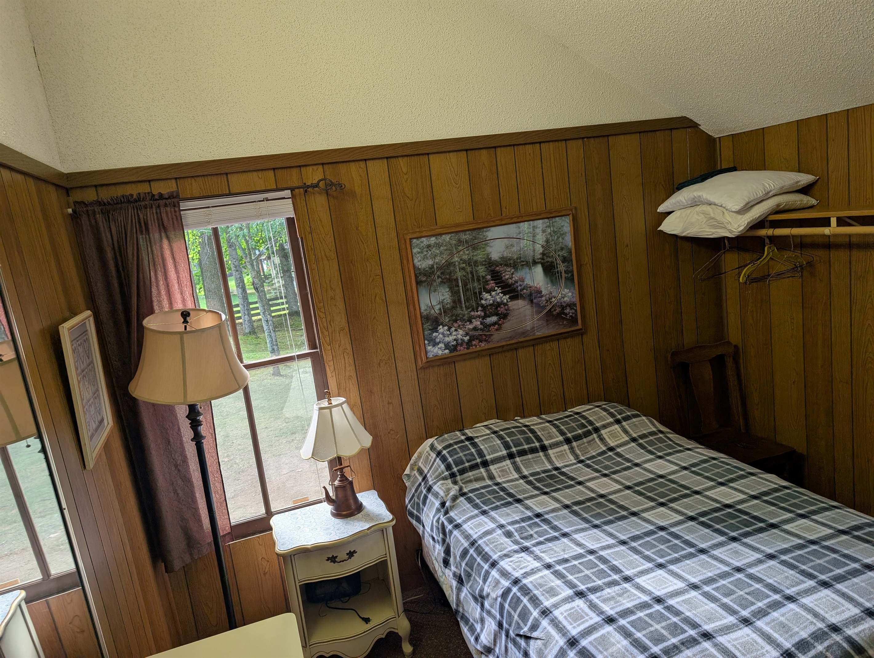 Full size bedroom