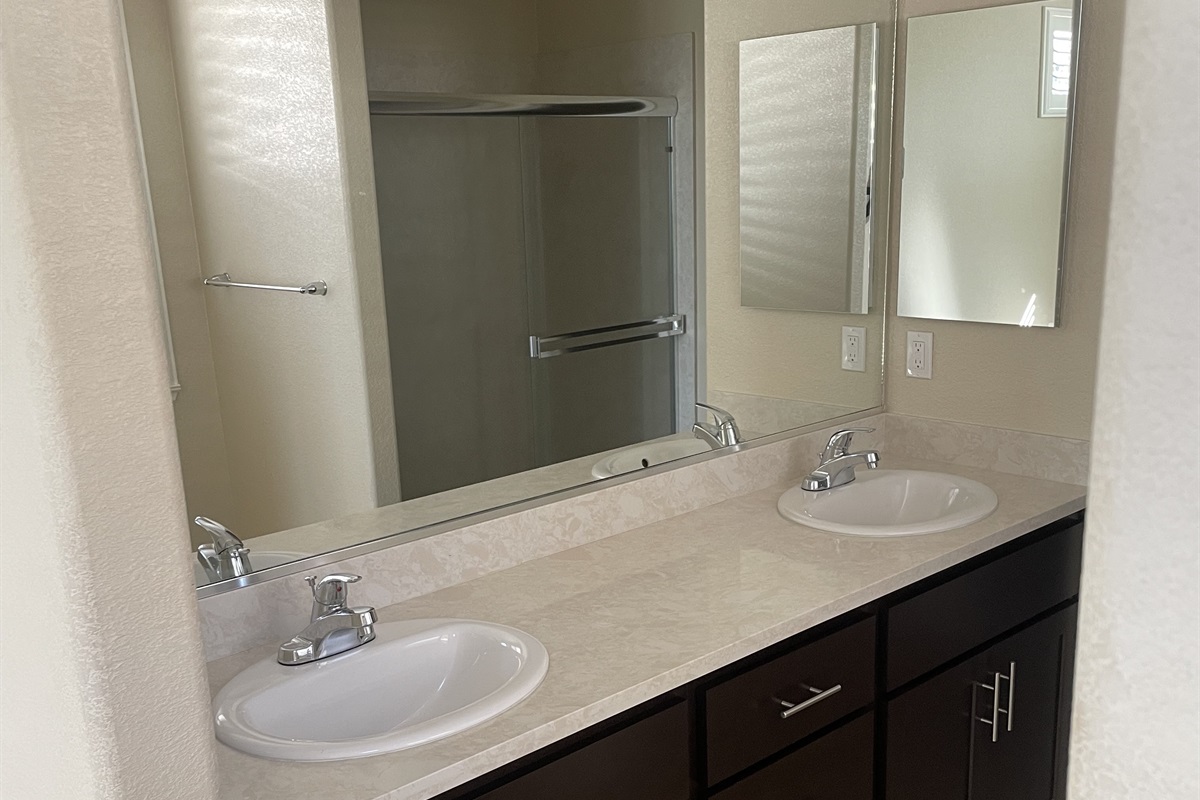 Master Bathroom His & Hers