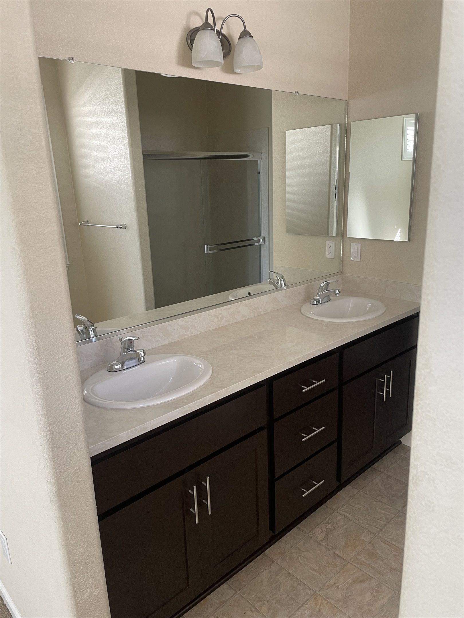 Master Bathroom His & Hers