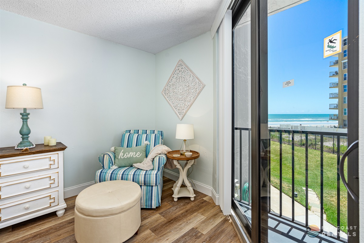 Quaint Reading Nook in Bedroom with Ocean Views!