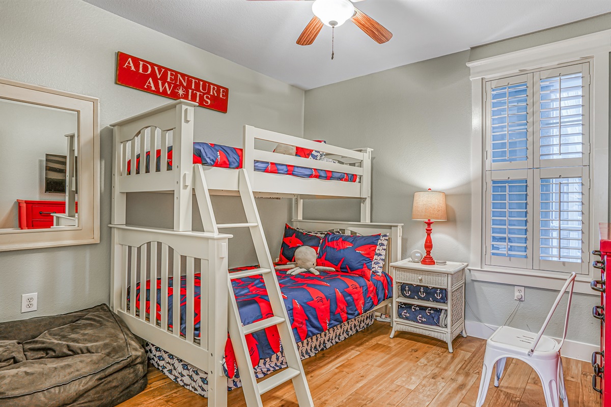 436f4d30c01041ad8381e5b27aa46f22 Large | Beachhouse | Texas | TX | Vacation Homes | Galveston | Crystal Beach | Kokomo | Breezy Days | Beachfront Elegance | Sunrise Serenity | Southern Sands Property Management, LLC