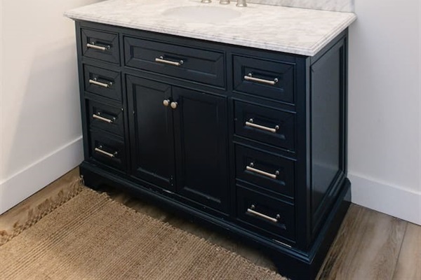 Bathroom vanity