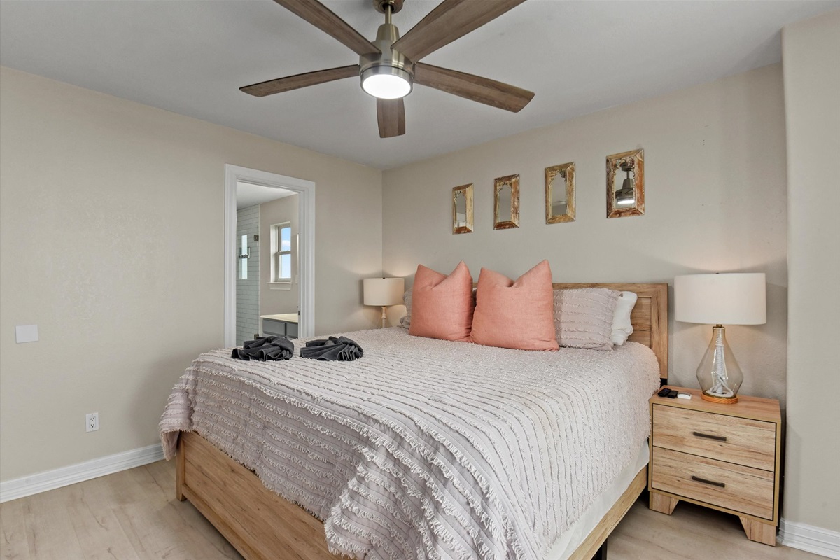 4382bf7874694b77bcd33c8ecae3a69f Large | Beachhouse | Texas | TX | Vacation Homes | Galveston | Crystal Beach | Kokomo | Breezy Days | Beachfront Elegance | Sunrise Serenity | Southern Sands Property Management, LLC