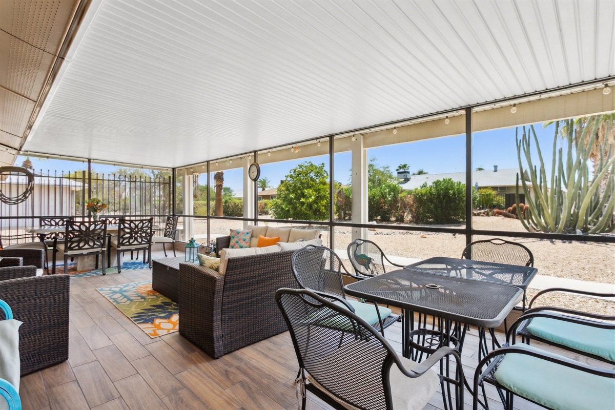 55+ Comfort & Quiet | 2BR Peaceful Home — Comfort & Quiet | 2BR Home in 55+ Neighborhood, Sun City West, Arizona — photo 2