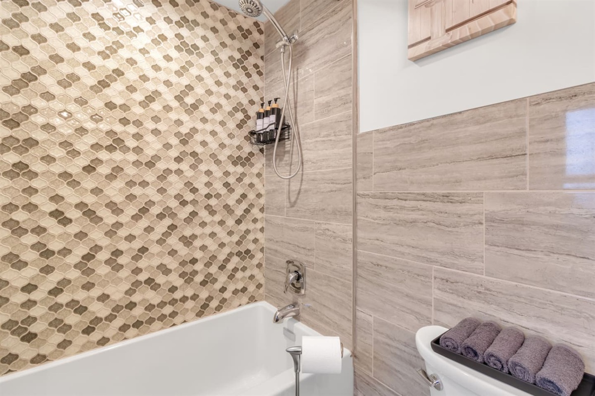 Off kitchen shower