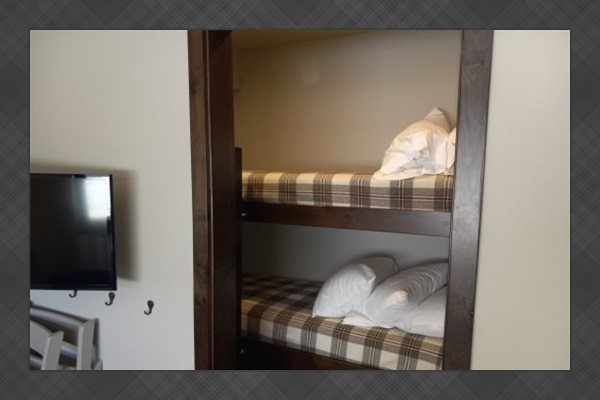 Twin bunkbeds.