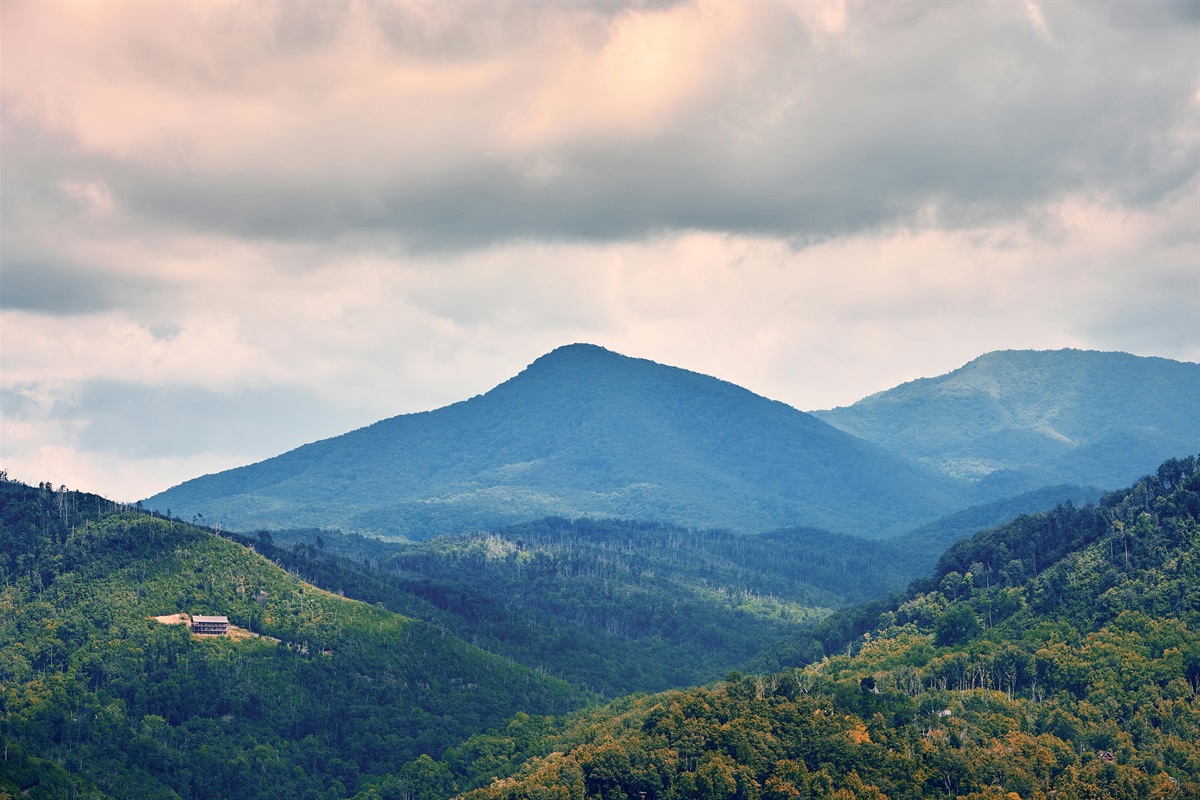Great smoky mountains national park.. across the street