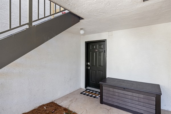 Villa 3205 entry door