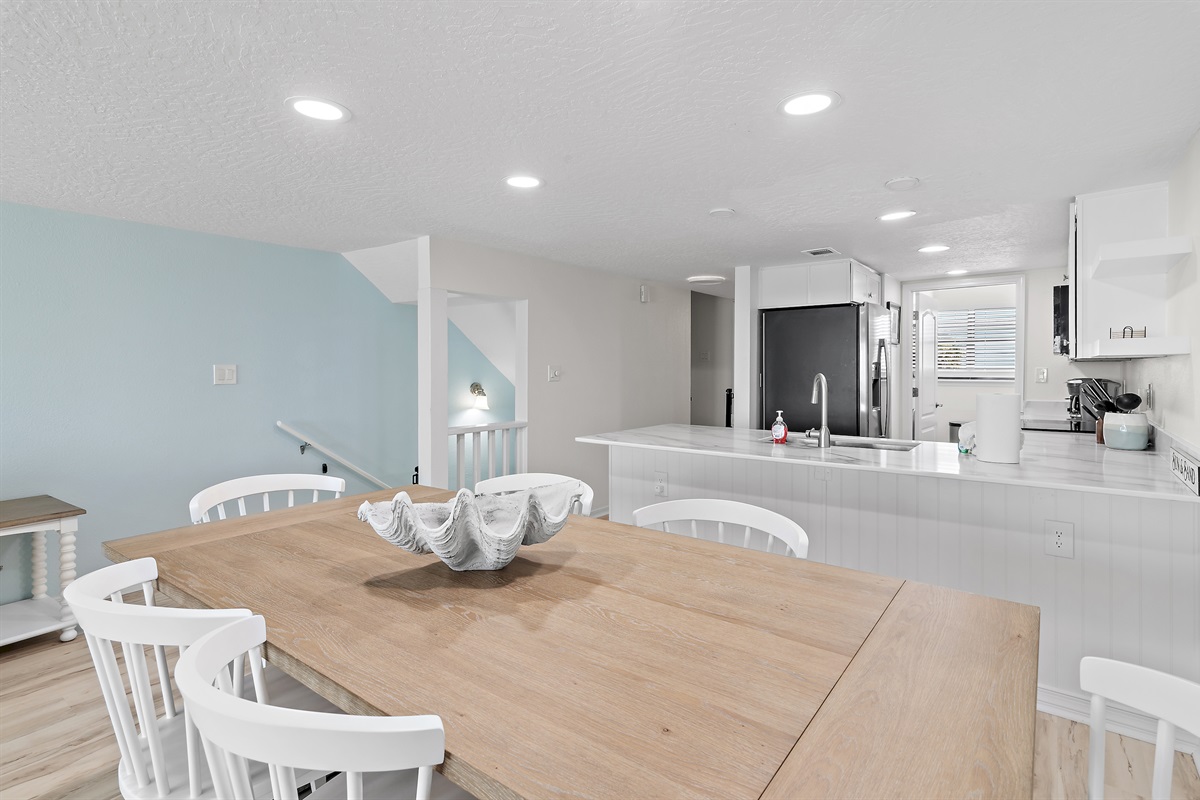 Bar Stools coming for a quick meal or to keep the cook company!( 2nd floor)