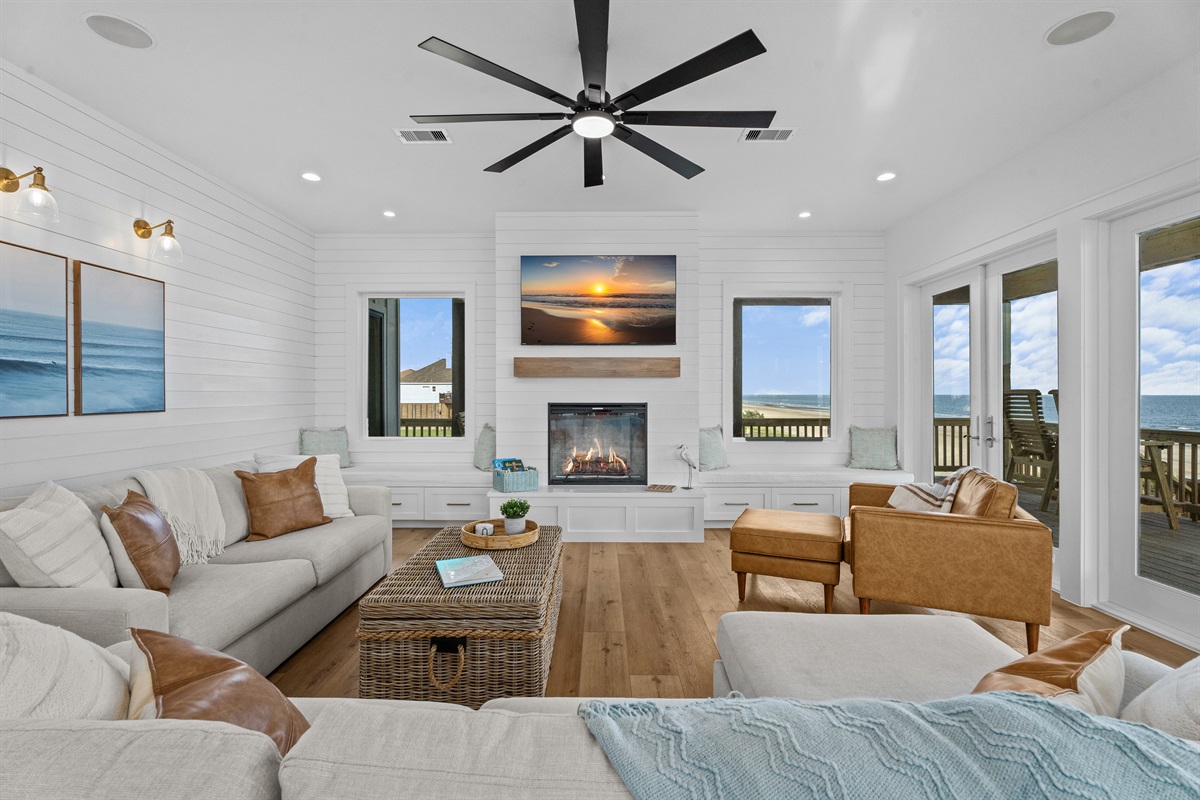 43c9f430e9ff49c58d0403d42f5fa44e Large | Beachhouse | Texas | TX | Vacation Homes | Galveston | Crystal Beach | Kokomo | Breezy Days | Beachfront Elegance | Sunrise Serenity | Southern Sands Property Management, LLC