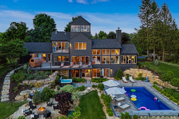 Tower House Hero Backyard Floaties