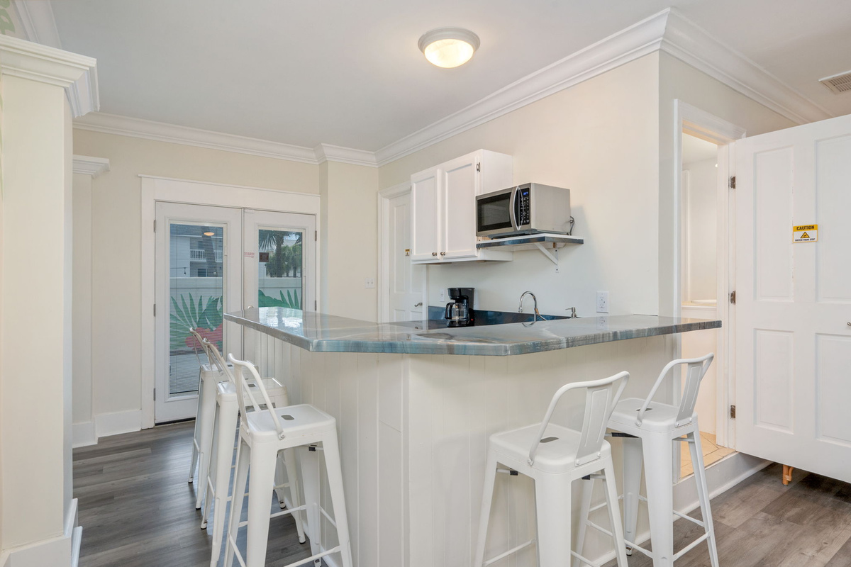 1st floor kitchenette