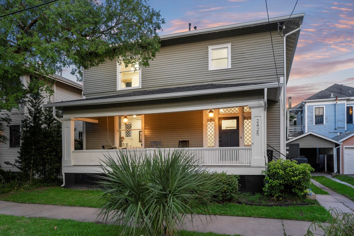 43d9977ed8e84258820bce57fbcafe3b Large | Beachhouse | Texas | TX | Vacation Homes | Galveston | Crystal Beach | Kokomo | Breezy Days | Beachfront Elegance | Sunrise Serenity | Southern Sands Property Management, LLC