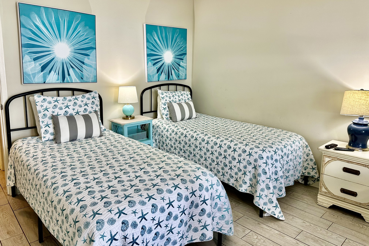 The bunk room also has two twin beds!