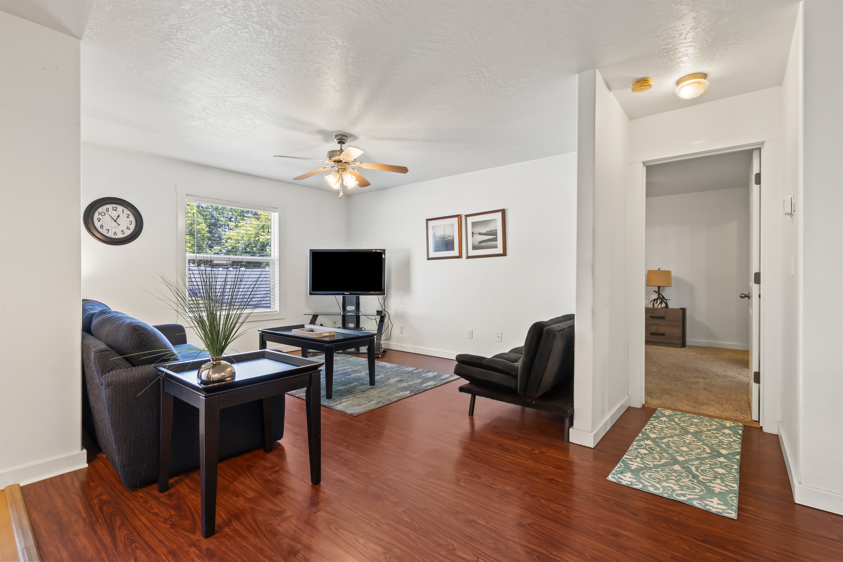 2 Charming Townhomes | Private Yards | Sleeps 16 6