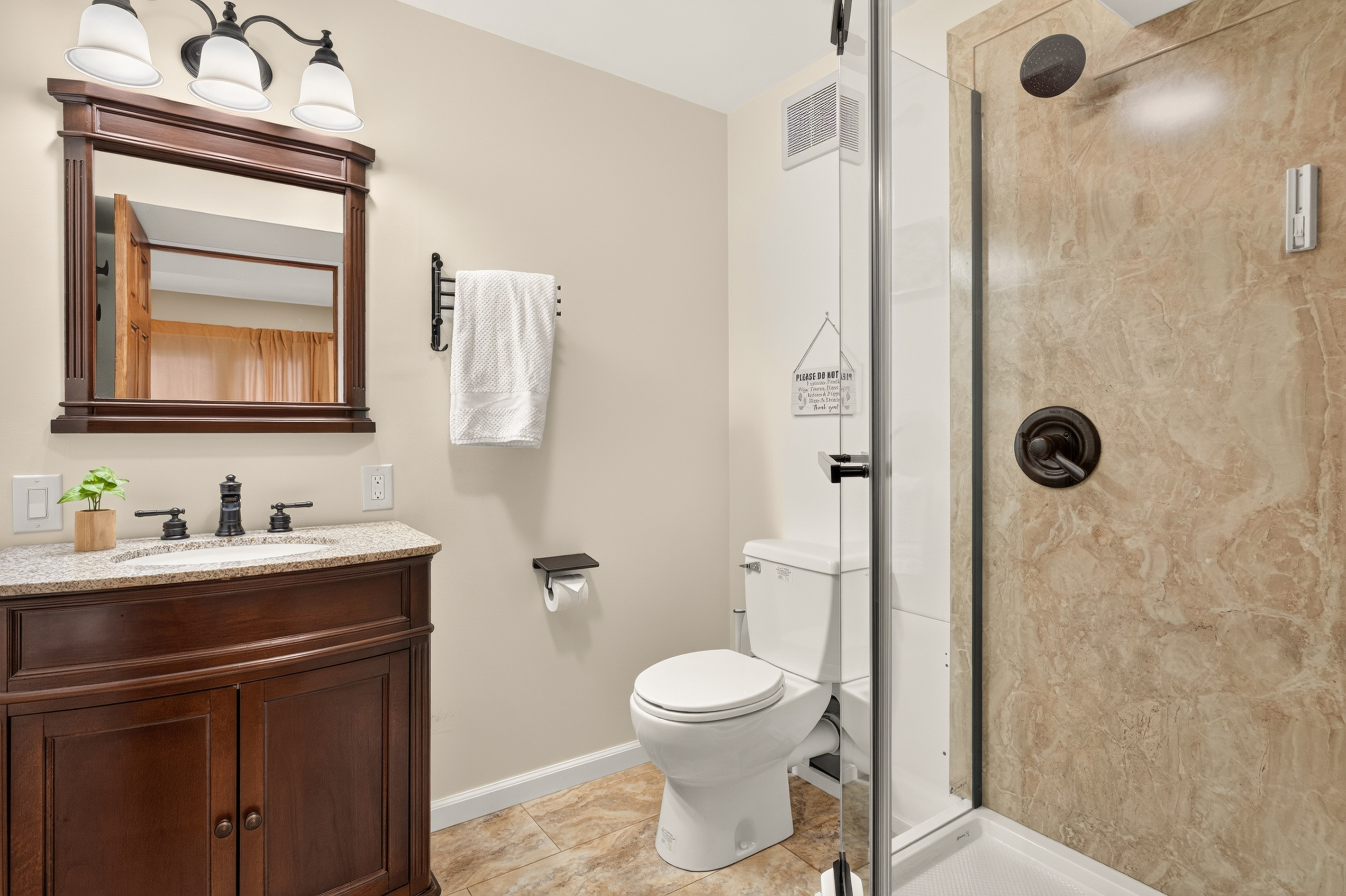 Guest house- 1st floor bathroom