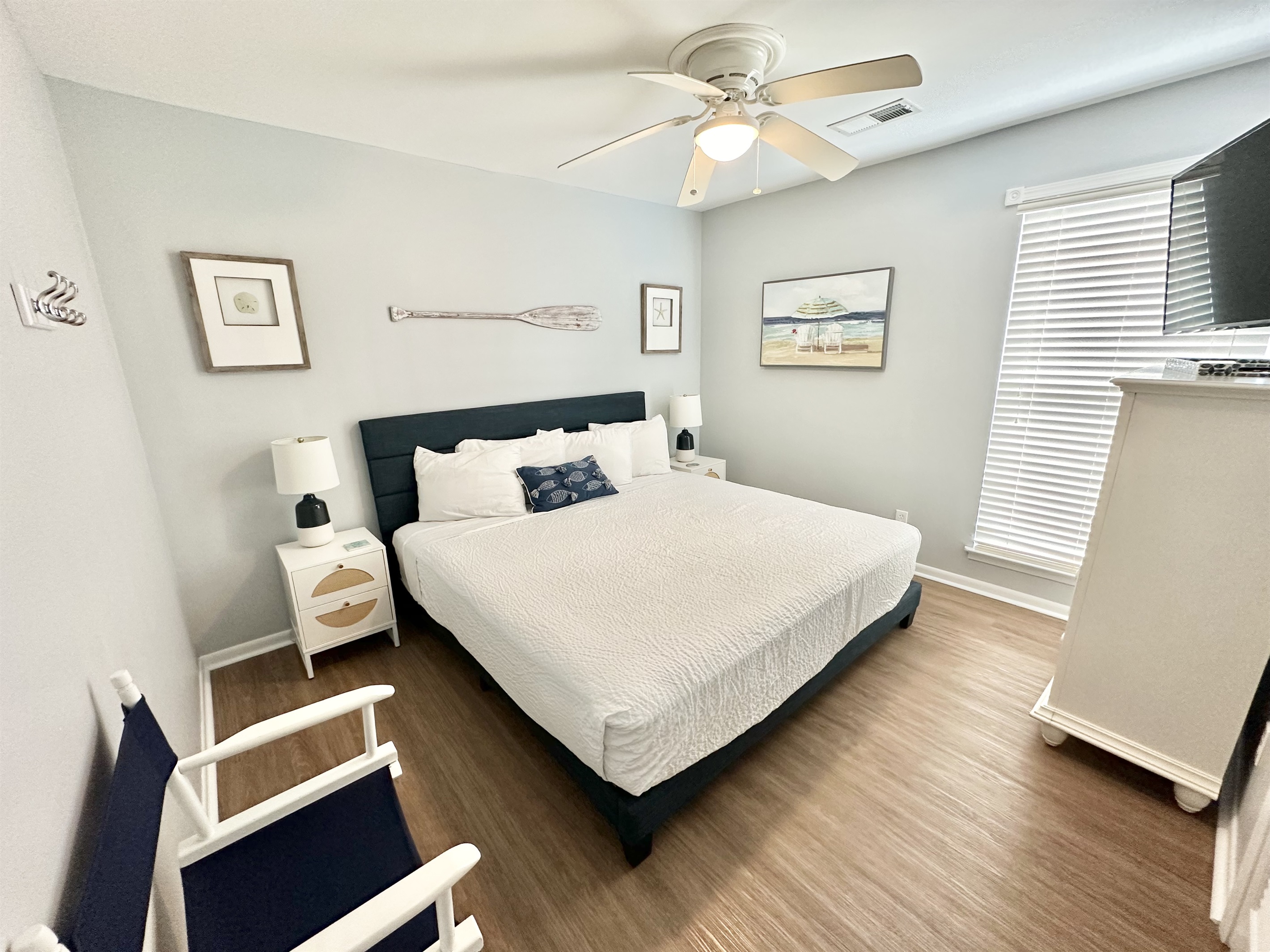 King bedroom 2
