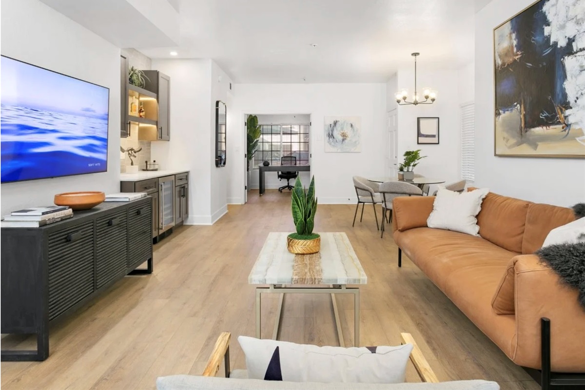 STAGED PHOTO DESIGN AND COLOR MAY STILL VARY