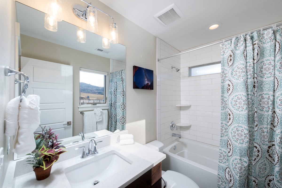 Modern ensuite bath designed for comfort and convenience