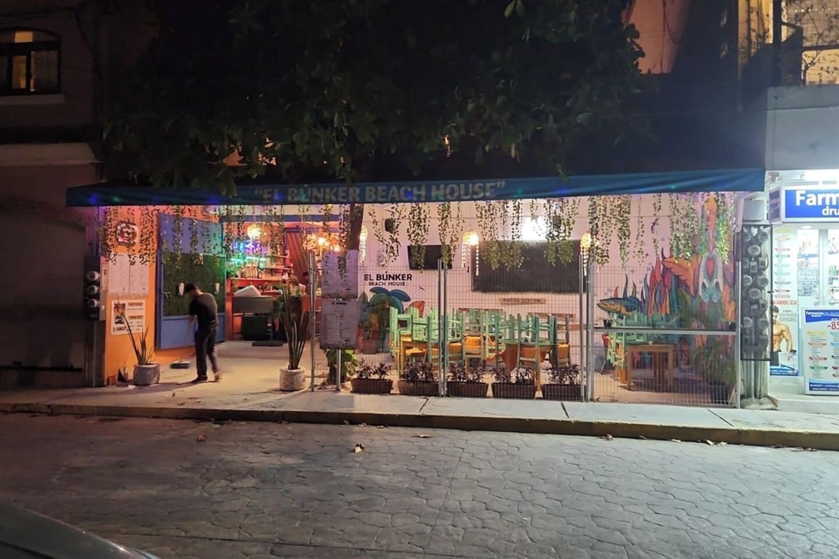 Five Frogs Restaraunt