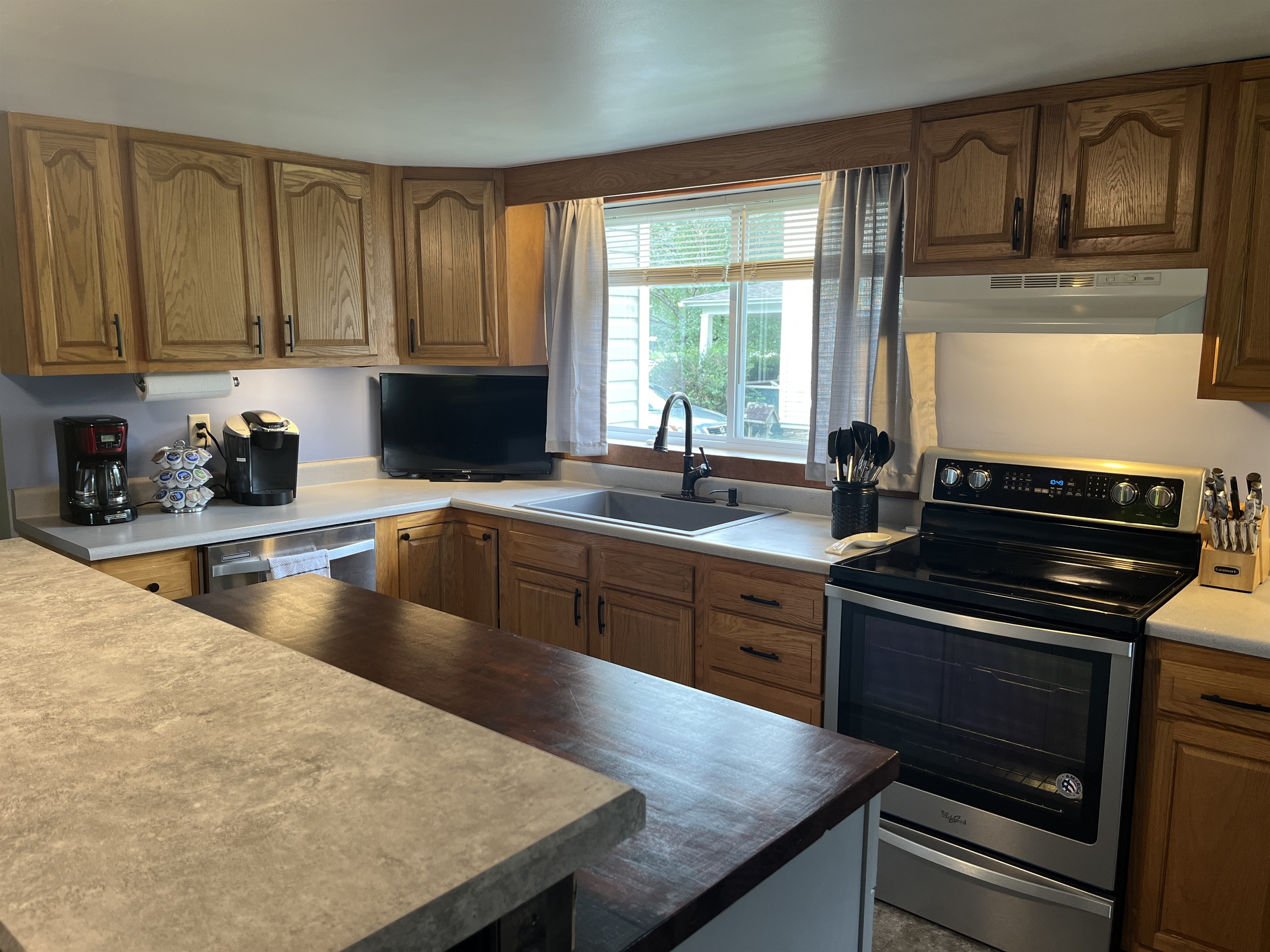 Kitchen with Coffee pot and Keurig!