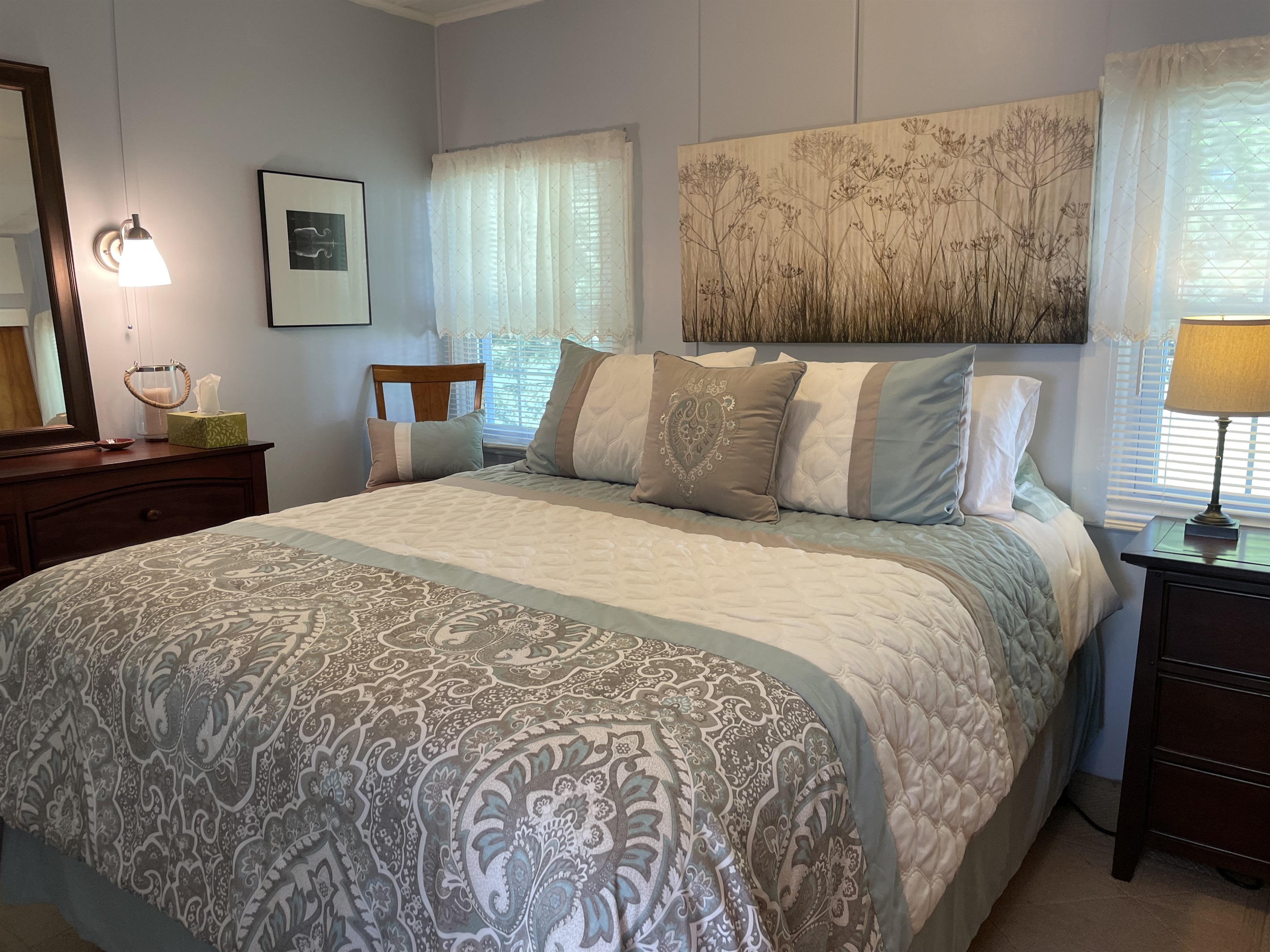 Queen bedroom