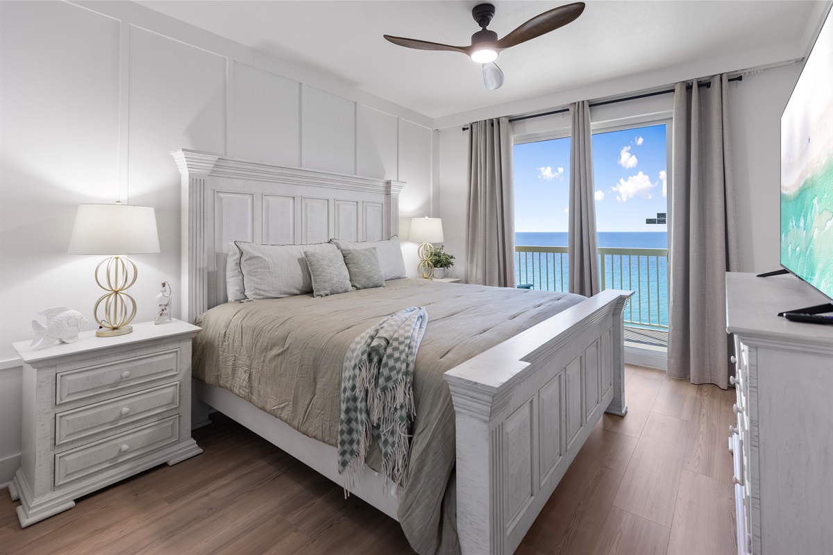 Gulf-Front Primary Bedroom